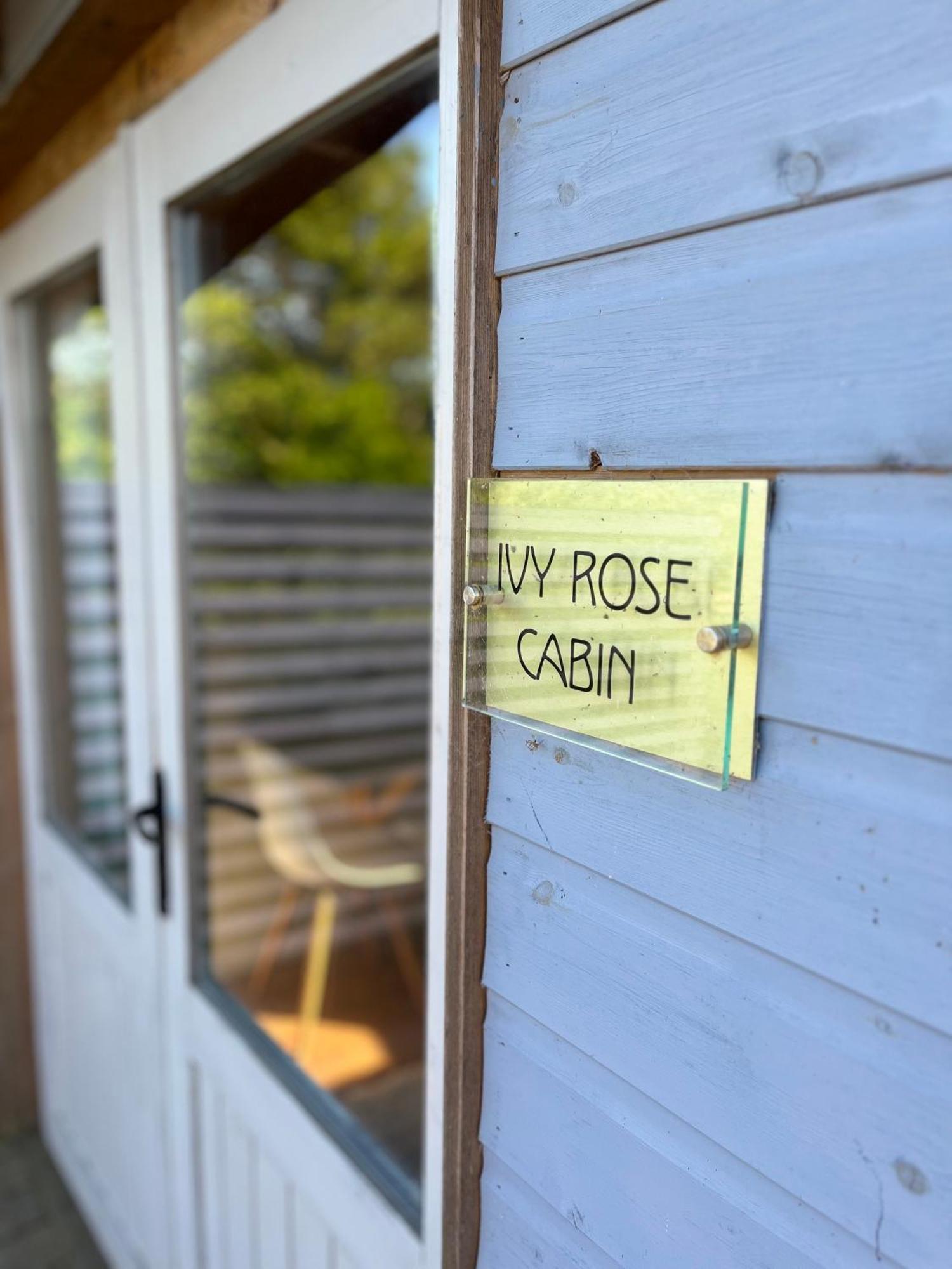 ביוד Ivy Rose Cabin No Hot Tub מראה חיצוני תמונה